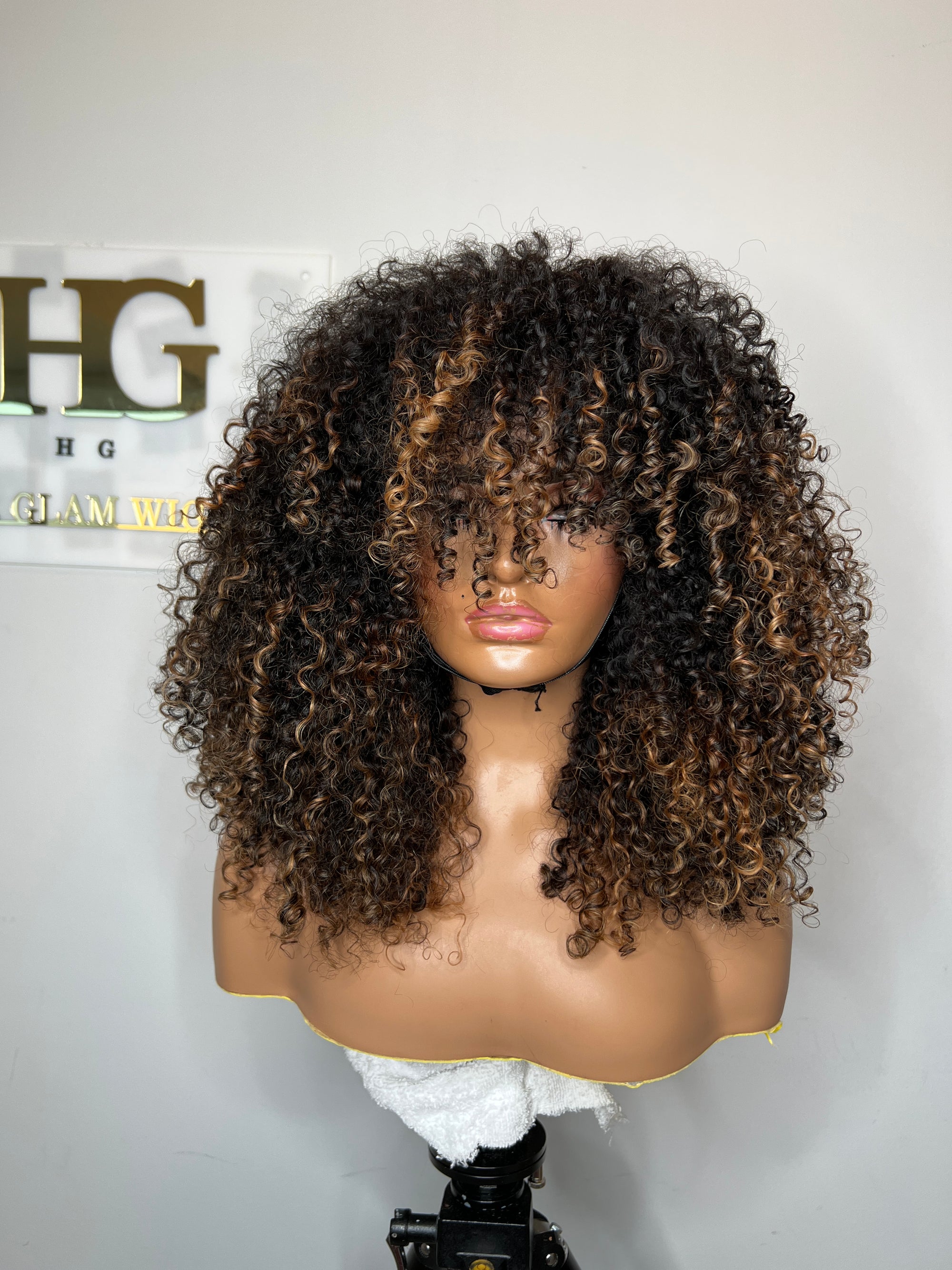 READY TO SHIP RAW ELITE KINKY CURLY 5*5 CLOSURE WIG 20” FRINGE WIG. CUSTOM COLORED BLONDE