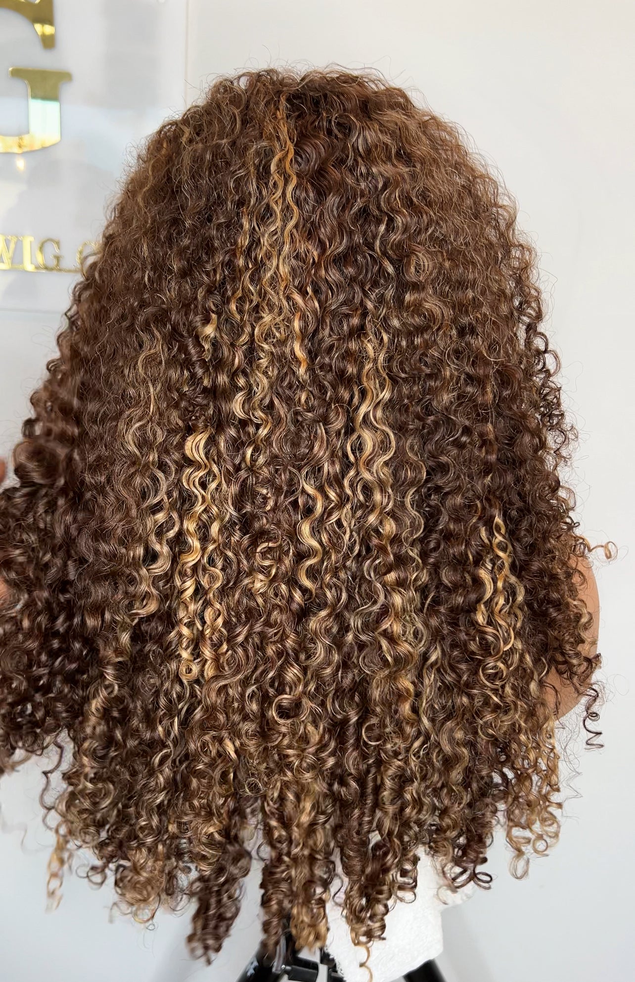 READY TO SHIP 6*6 LACE FRONTAL KINKY COILY BROWN WITH ASH BLONDE HIGHLIGHTS 24”