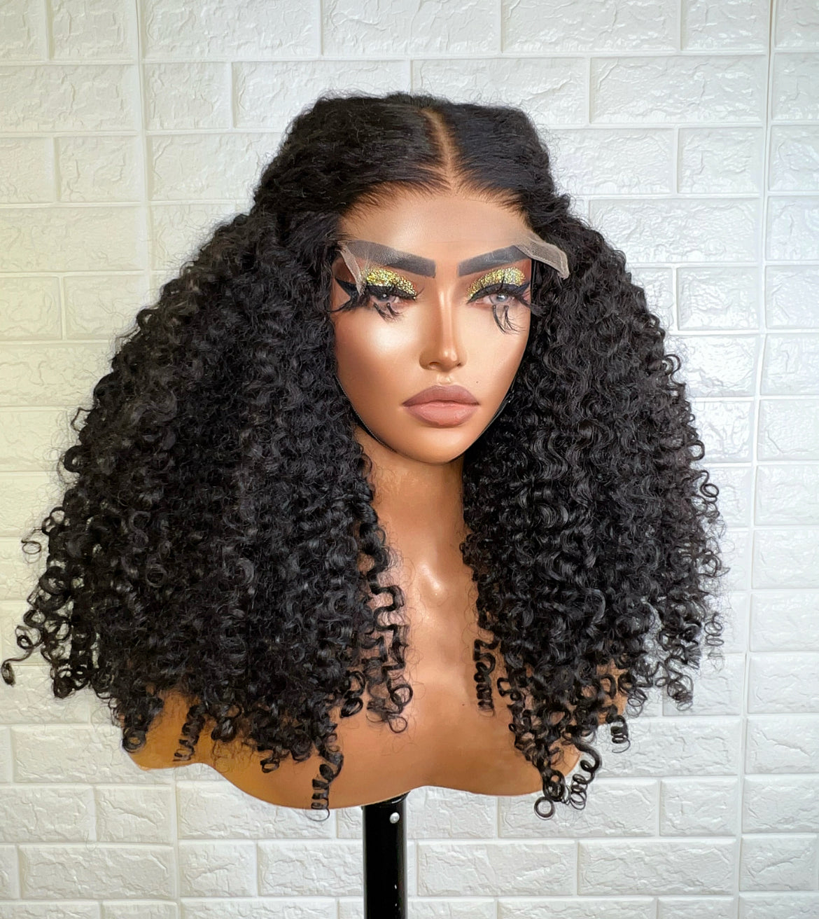 SOPHIE RAW ELITE CUSTOM UNIT KINKY CURLY 5x5 CLOSURE – HERGLAMWIGCO